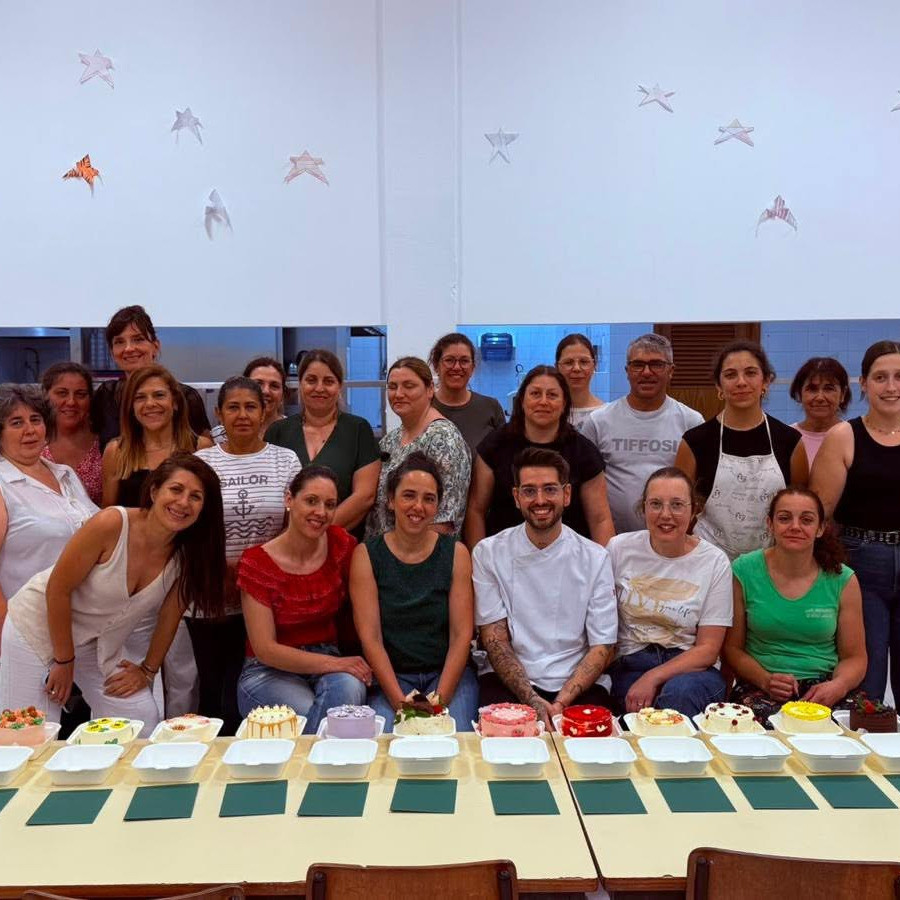 Formação Modular Certificada Gratuita de Cake Design em curso no IDJV