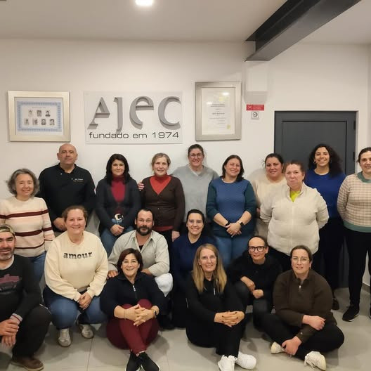 Formação da Pastelaria de Natal na AJEC